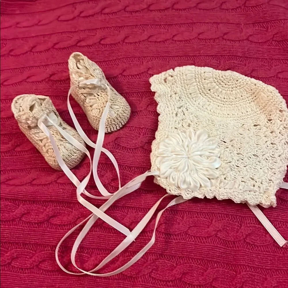 Handmade baby bonnet and shoes